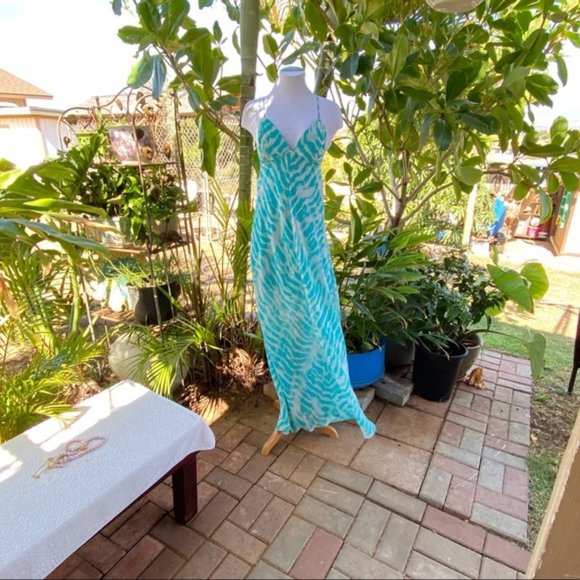 Guess Los Angeles  long aqua and white spaghetti strap elastic waist dress sz L - Picture 12 of 13